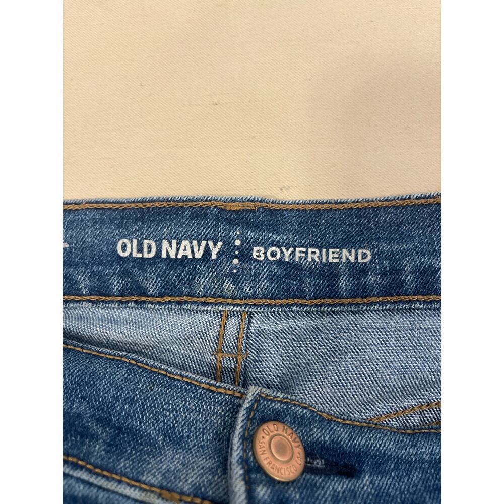 Old Navy Shorts Women's Size 4 Blue Denim Distressed Normcore Cuffed Preppy - Picture 3 of 5